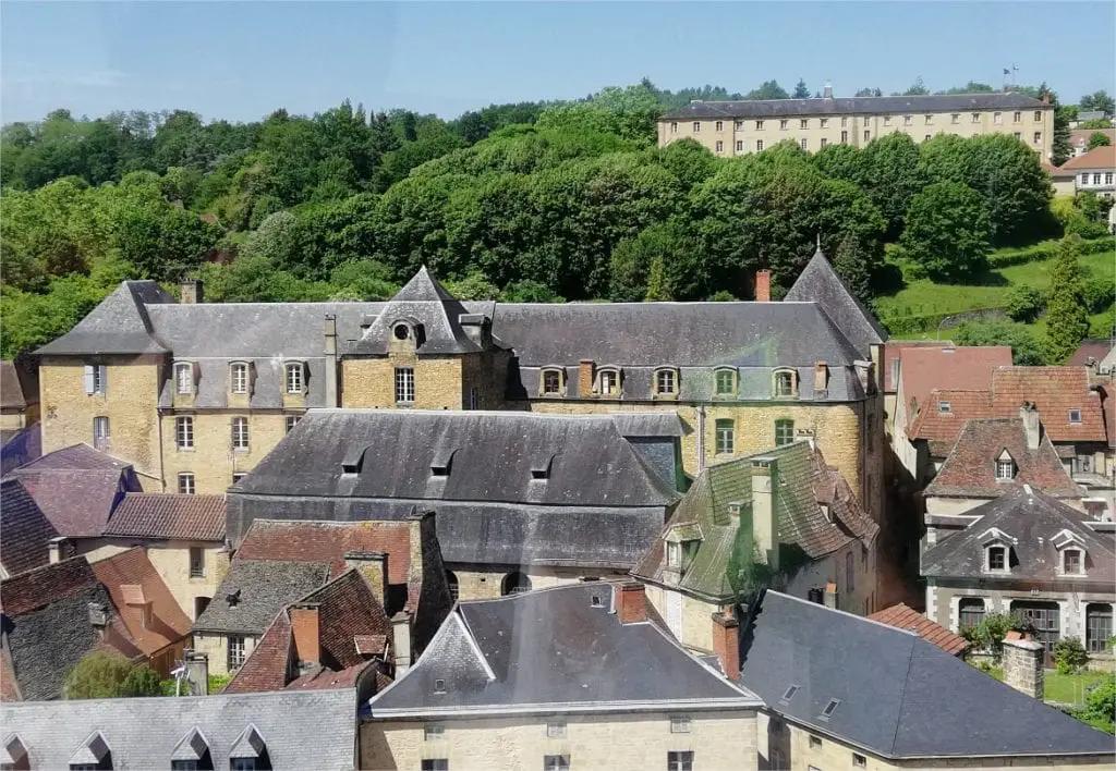 Vue panoramique de Sarlat depuis le clocher